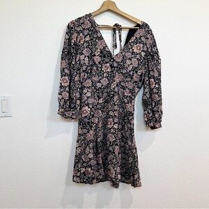 Dress Forum- NWT Paisley Floral Dress in Navy Small